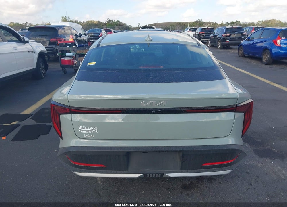 2025 KIA K4 LXS VIN: 3KPFT4DE4SE186568