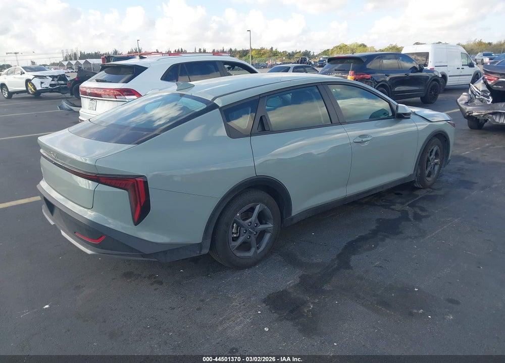 2025 KIA K4 LXS VIN: 3KPFT4DE4SE186568