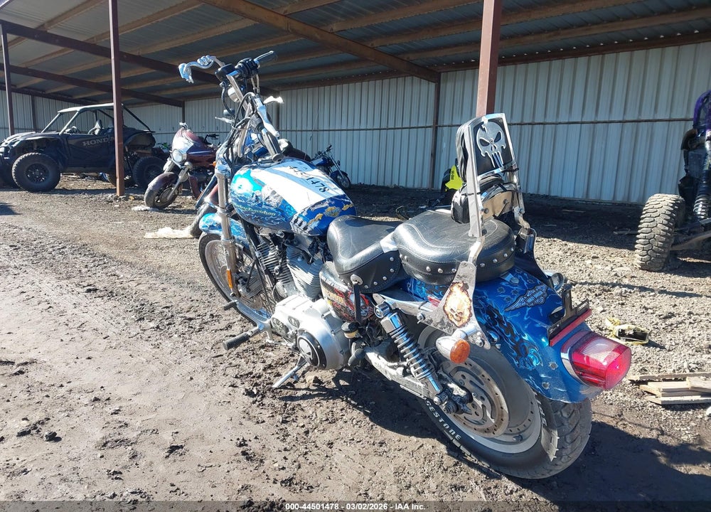 2005 HARLEY-DAVIDSON XL883 C VIN: 1HD4CJM195K433621