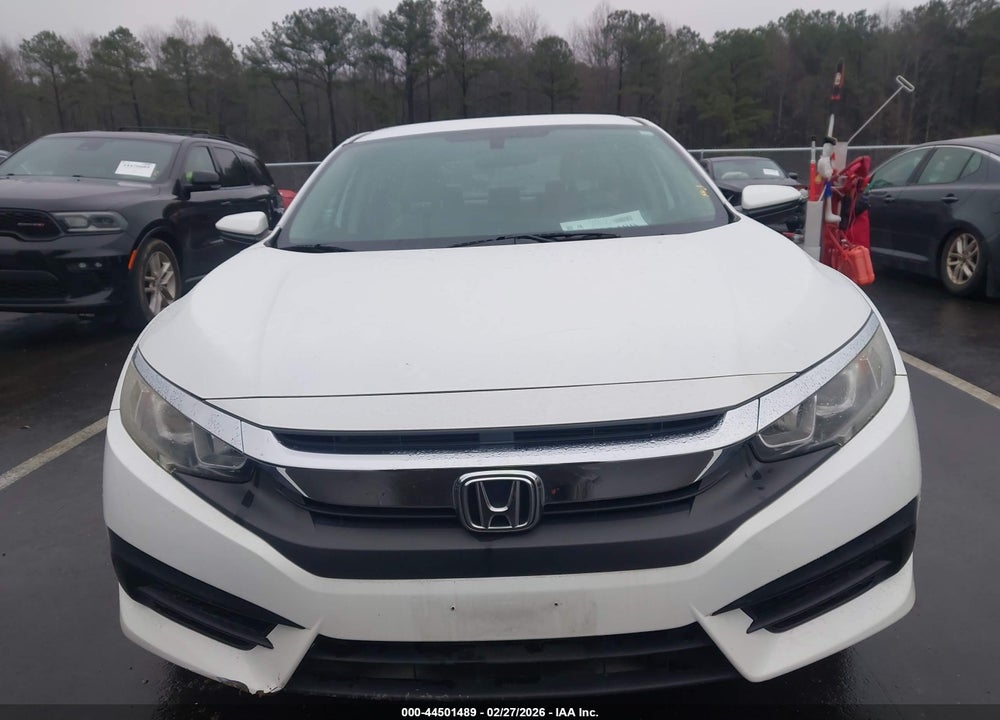 2018 HONDA CIVIC LX VIN: 2HGFC2F57JH575615