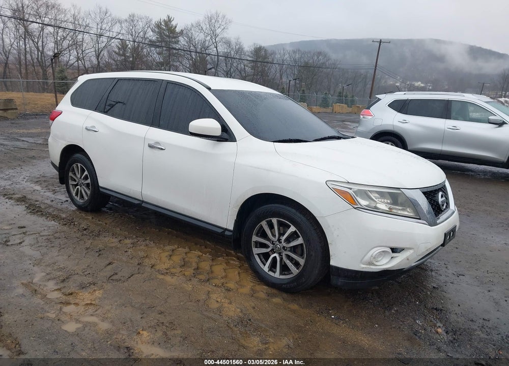 2013 NISSAN PATHFINDER S VIN: 5N1AR2MM3DC672251