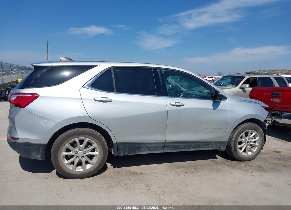 2019 CHEVROLET EQUINOX LT VIN: 2GNAXKEV9K6182489