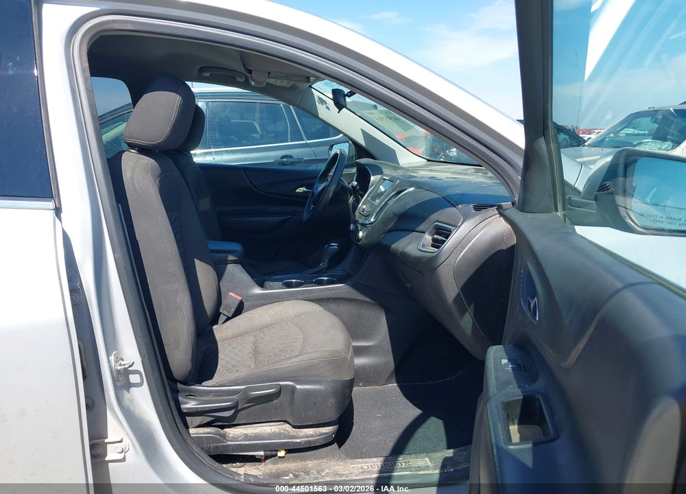 2019 CHEVROLET EQUINOX LT VIN: 2GNAXKEV9K6182489