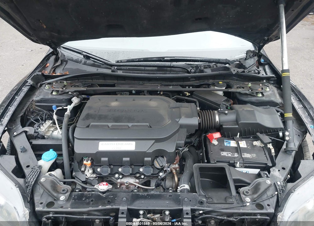 2017 HONDA ACCORD TOURING V6 VIN: 1HGCT2B05HA005988