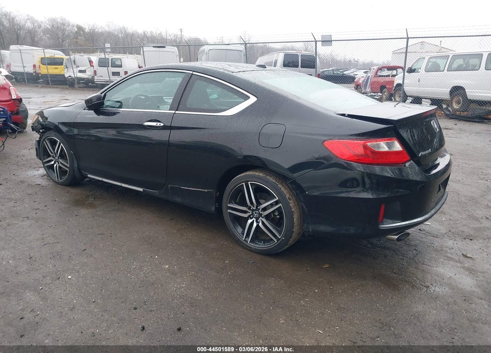 2017 HONDA ACCORD TOURING V6 VIN: 1HGCT2B05HA005988