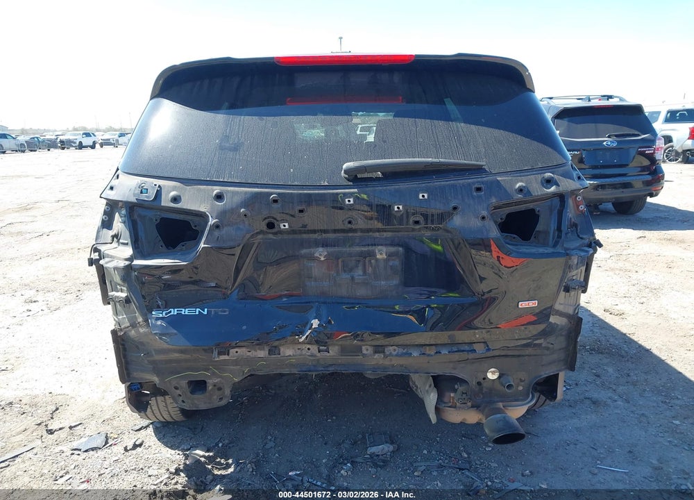 2016 KIA SORENTO 2.4L LX VIN: 5XYPG4A36GG069631