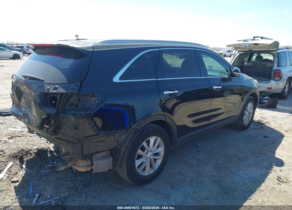 2016 KIA SORENTO 2.4L LX VIN: 5XYPG4A36GG069631