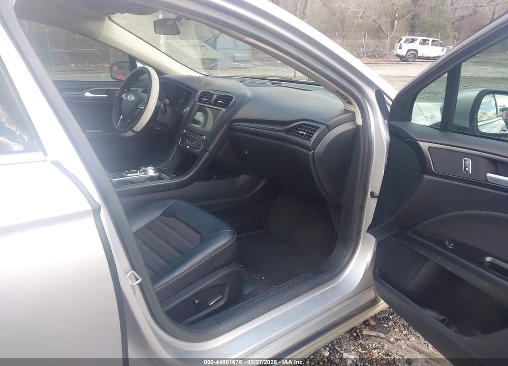 2018 FORD FUSION SE VIN: 3FA6P0H72JR190012