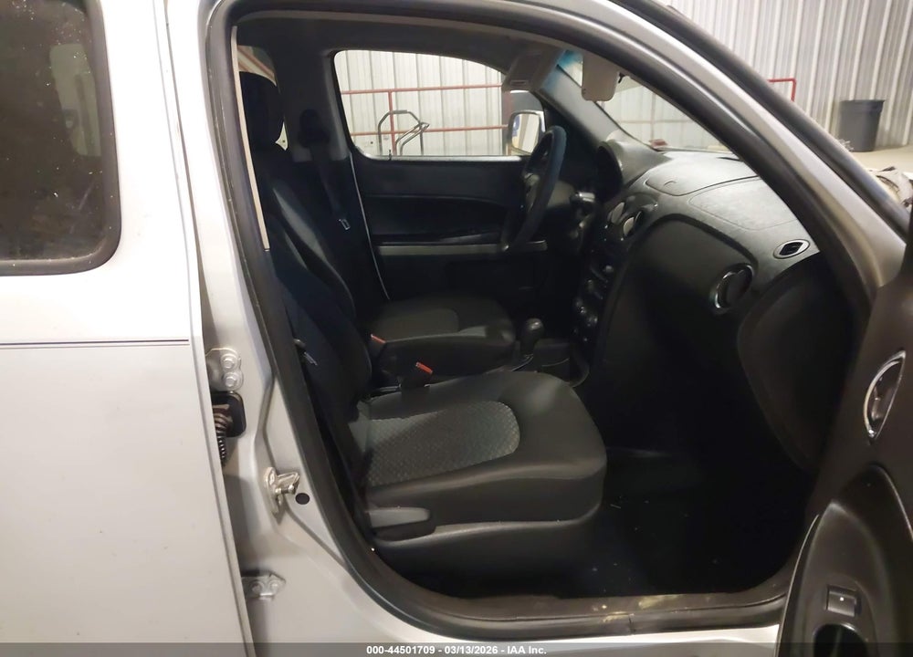 2011 CHEVROLET HHR LT VIN: 3GNBABFW6BS617550