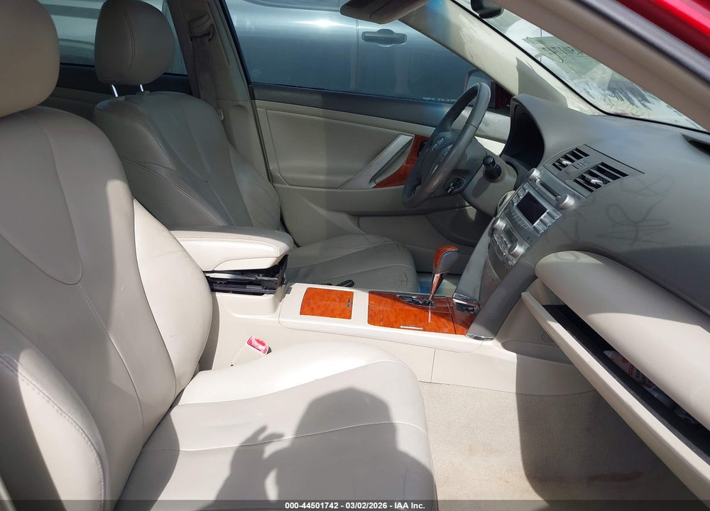2011 TOYOTA CAMRY XLE V6 VIN: 4T1BK3EKXBU625656