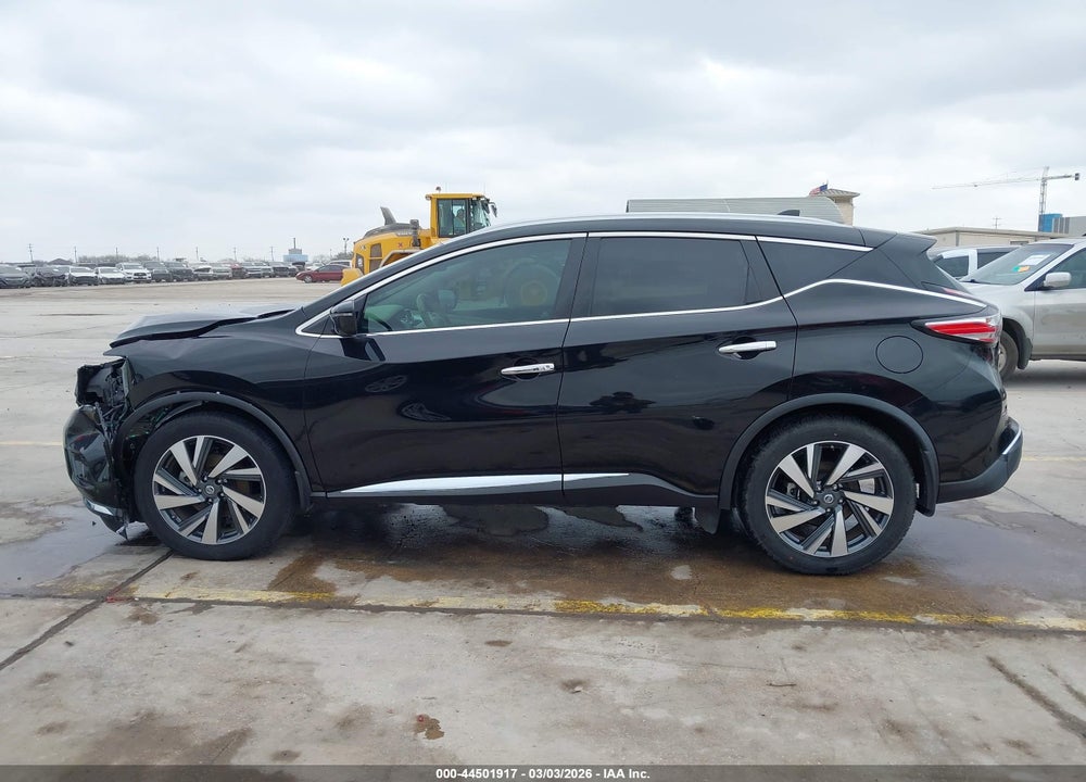 2018 NISSAN MURANO PLATINUM VIN: 5N1AZ2MG2JN180711