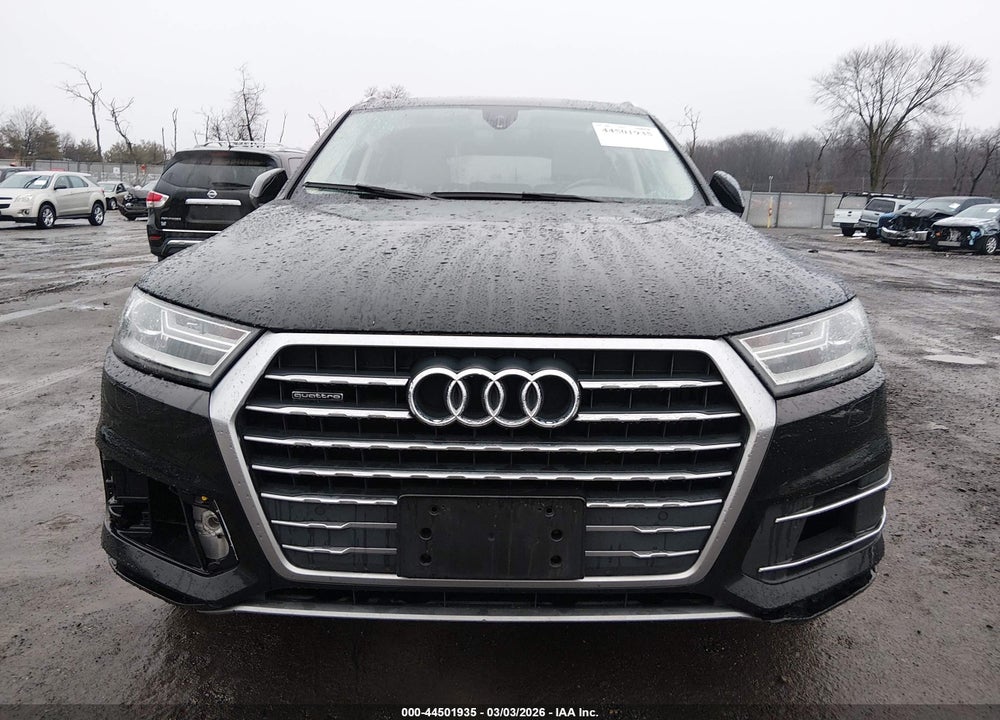 2018 AUDI Q7 3.0T PREMIUM VIN: WA1LAAF70JD035324