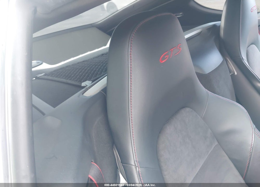 2015 PORSCHE CAYMAN GTS VIN: WP0AB2A86FK183500