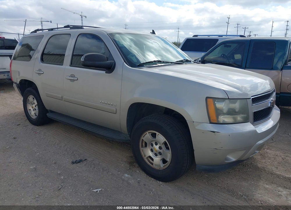2008 CHEVROLET TAHOE LT VIN: 1GNFC13028R250664