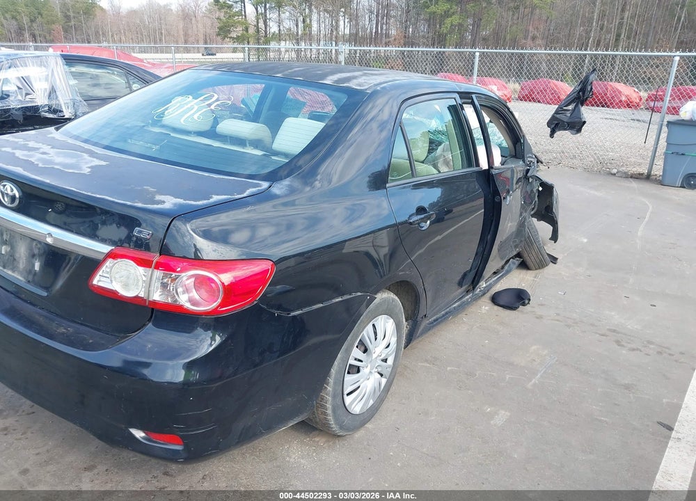 2011 TOYOTA COROLLA LE VIN: 2T1BU4EE5BC679720