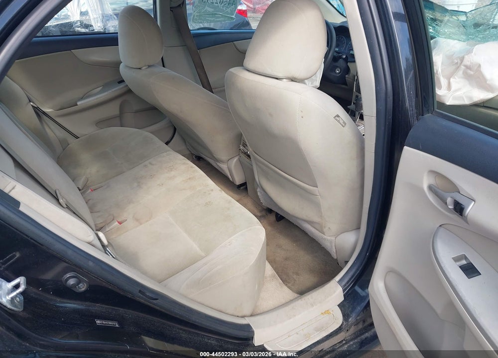 2011 TOYOTA COROLLA LE VIN: 2T1BU4EE5BC679720