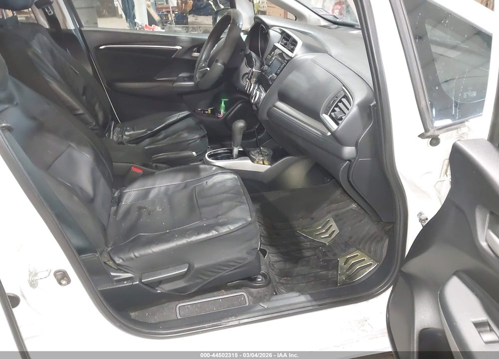2015 HONDA FIT LX VIN: 3HGGK5H54FM772417
