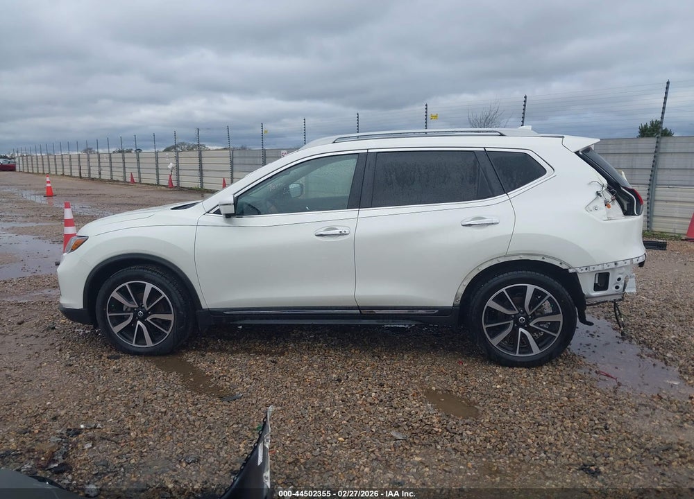 2019 NISSAN ROGUE SL VIN: 5N1AT2MTXKC711519