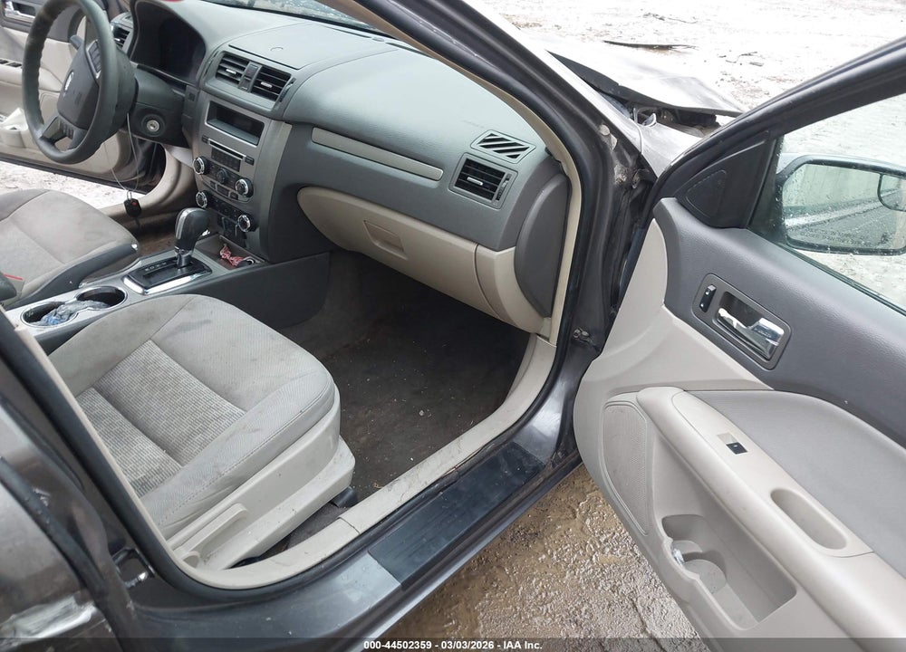 2011 FORD FUSION SE VIN: 3FAHP0HG2BR115921