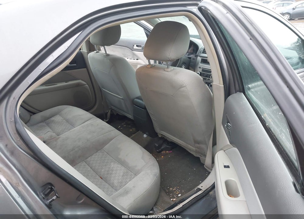 2011 FORD FUSION SE VIN: 3FAHP0HG2BR115921