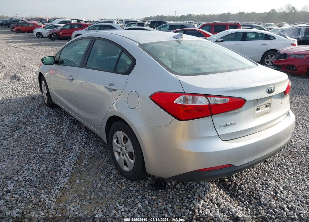 2015 KIA FORTE LX VIN: KNAFK4A69F5436451