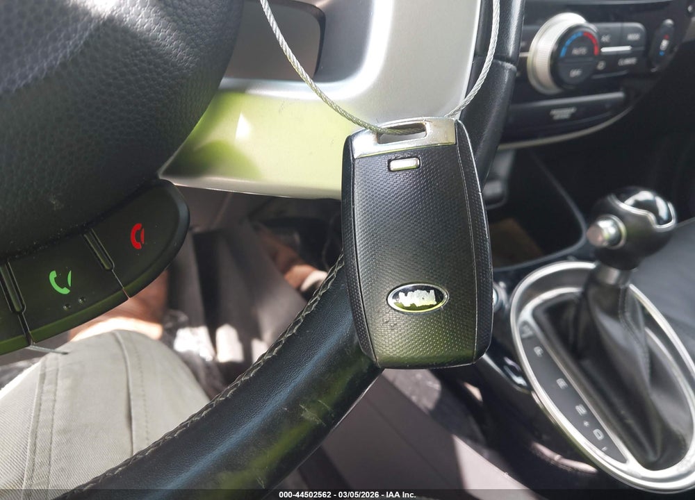 2017 KIA SOUL + VIN: KNDJP3A57H7459444