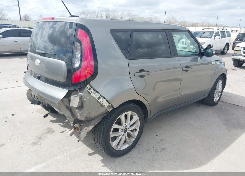 2017 KIA SOUL + VIN: KNDJP3A57H7459444