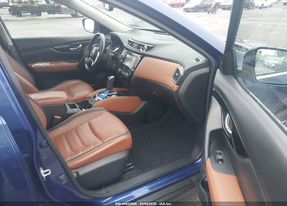 2017 NISSAN ROGUE SL VIN: JN8AT2MV4HW003557