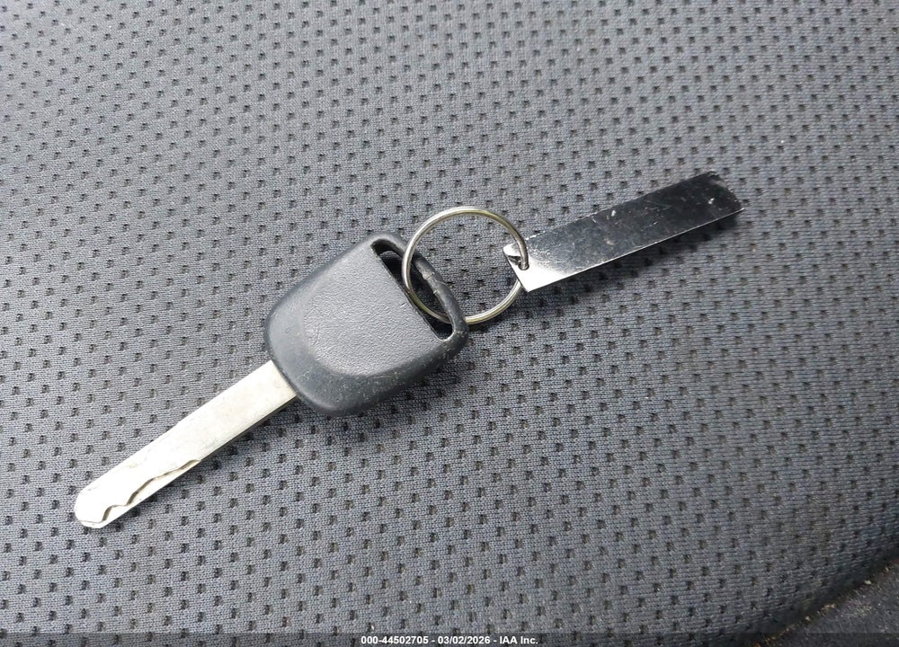 2007 HONDA FIT VIN: JHMGD38407S022850