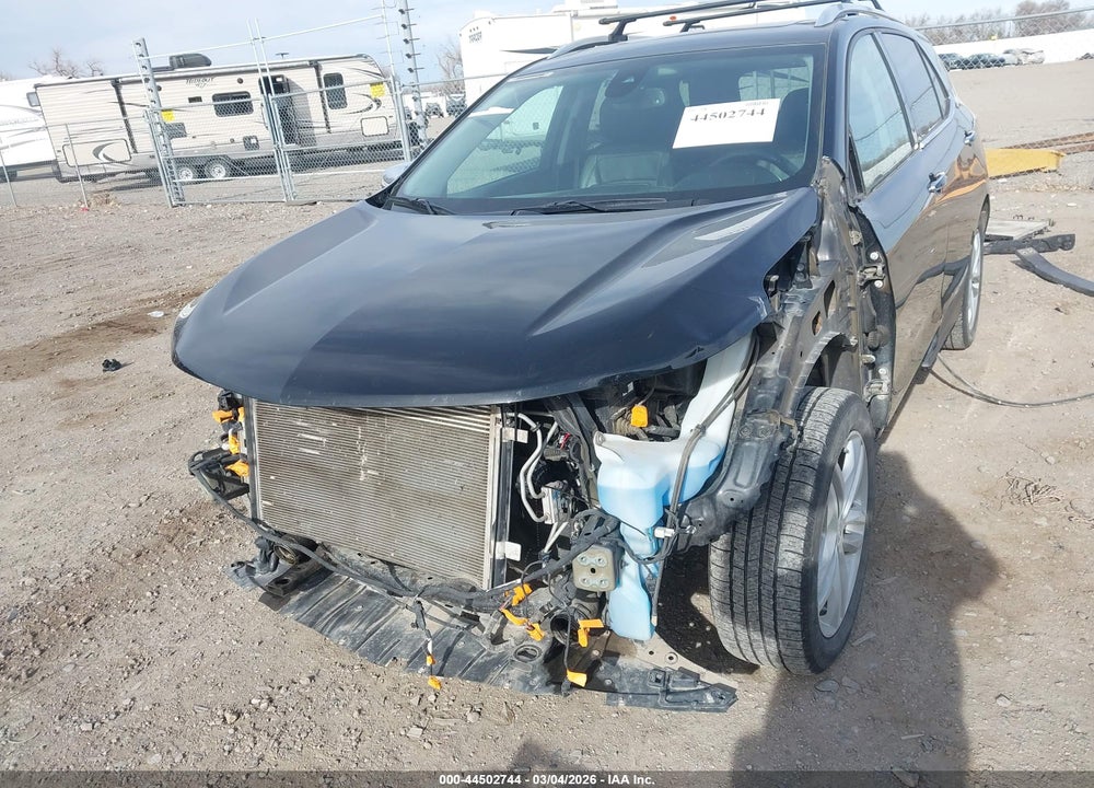 2018 CHEVROLET EQUINOX PREMIER VIN: 2GNAXVEV6J6101626