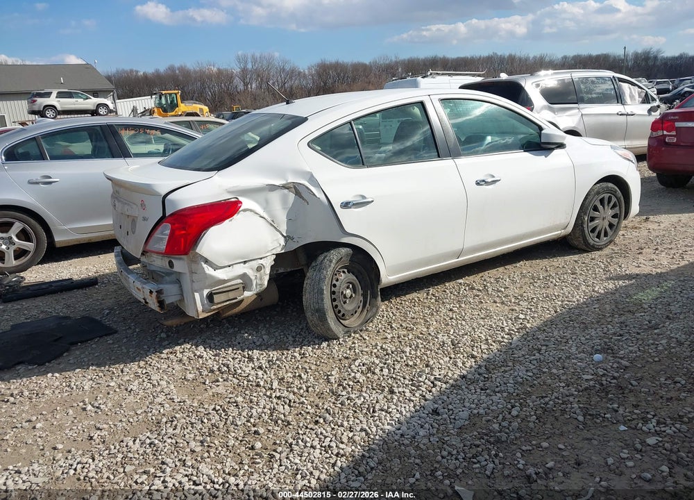 2019 NISSAN VERSA 1.6 SV VIN: 3N1CN7AP1KL869105