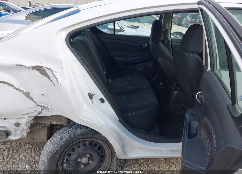 2019 NISSAN VERSA 1.6 SV VIN: 3N1CN7AP1KL869105