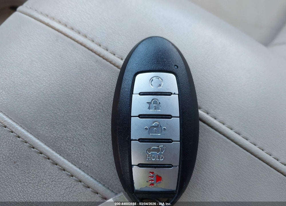 2019 NISSAN ROGUE SV VIN: 5N1AT2MV9KC799111