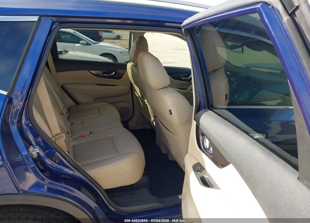 2019 NISSAN ROGUE SV VIN: 5N1AT2MV9KC799111