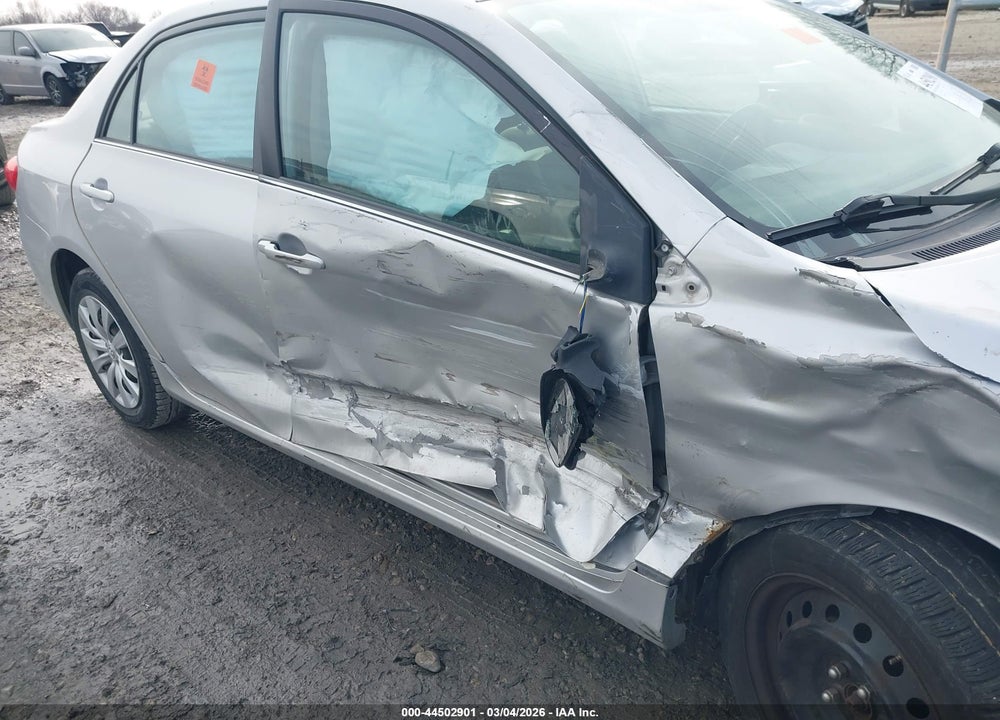 2013 TOYOTA COROLLA LE VIN: 5YFBU4EE8DP113294