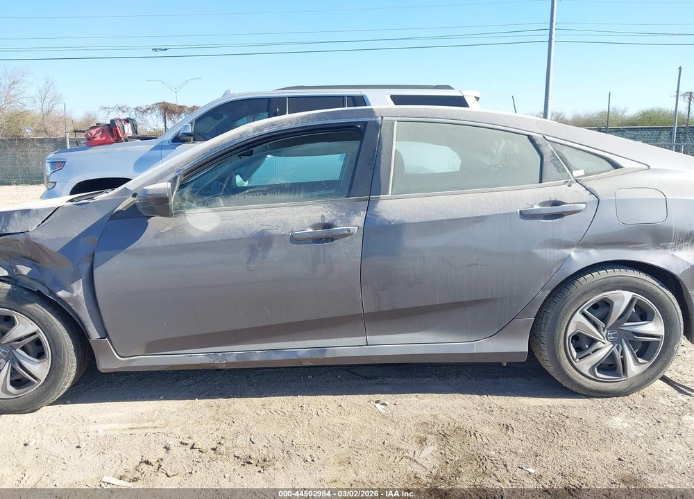2020 HONDA CIVIC LX VIN: 2HGFC2F67LH581720