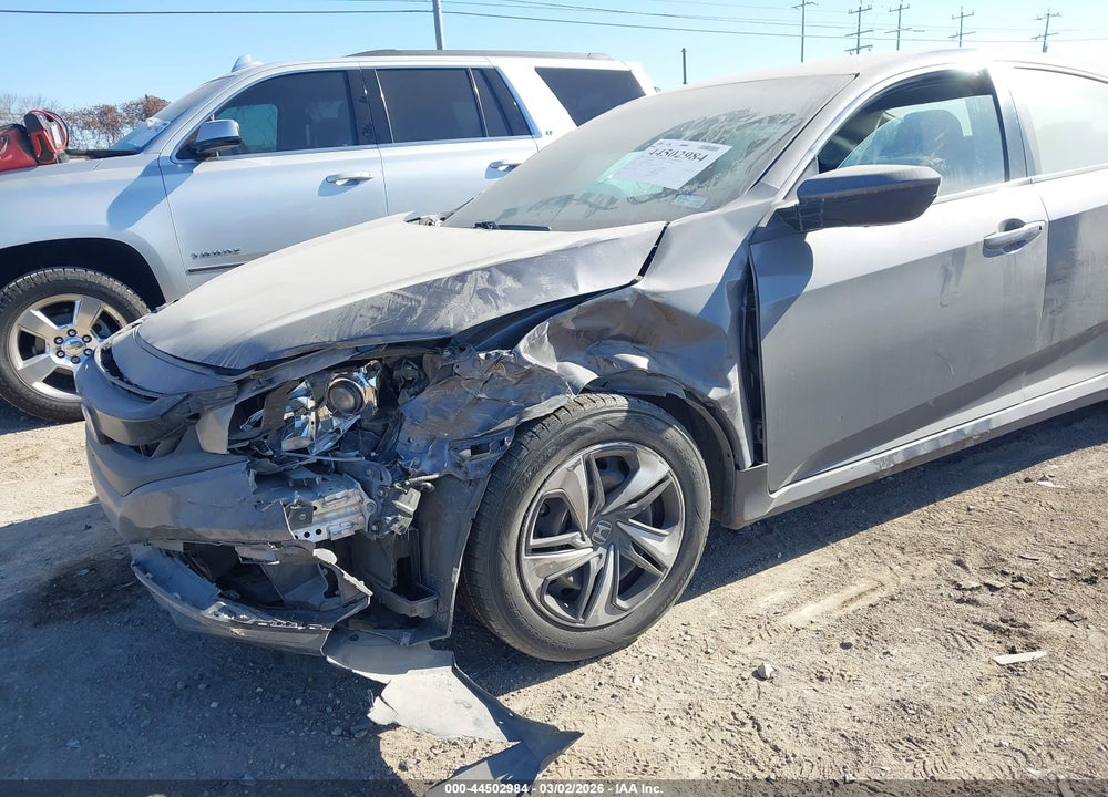 2020 HONDA CIVIC LX VIN: 2HGFC2F67LH581720