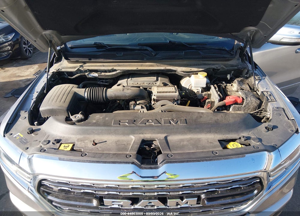 2020 RAM 1500 LIMITED  4X4 5'7 BOX VIN: 1C6SRFHT9LN214368