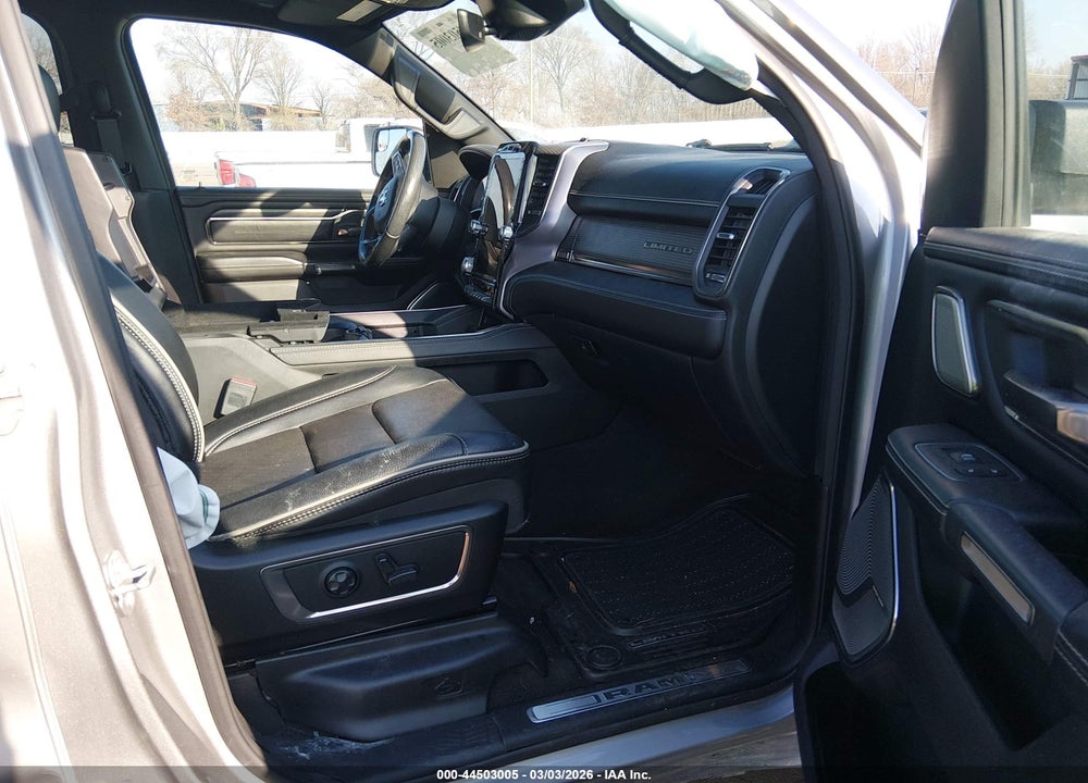 2020 RAM 1500 LIMITED  4X4 5'7 BOX VIN: 1C6SRFHT9LN214368