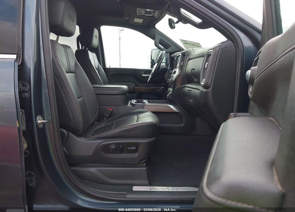2020 CHEVROLET SILVERADO 3500HD 4WD  LONG BED HIGH COUNTRY VIN: 1GC4YVEY3LF201267