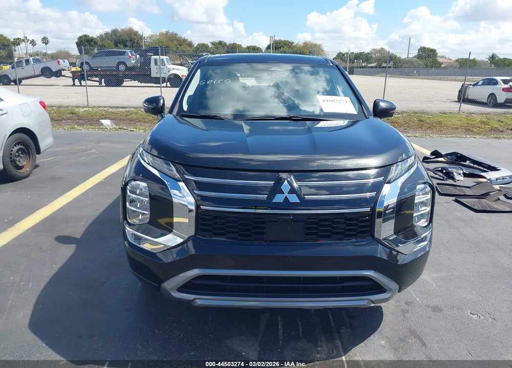 2025 MITSUBISHI OUTLANDER SE 2.5 2WD VIN: JA4J3VA82SZ015105