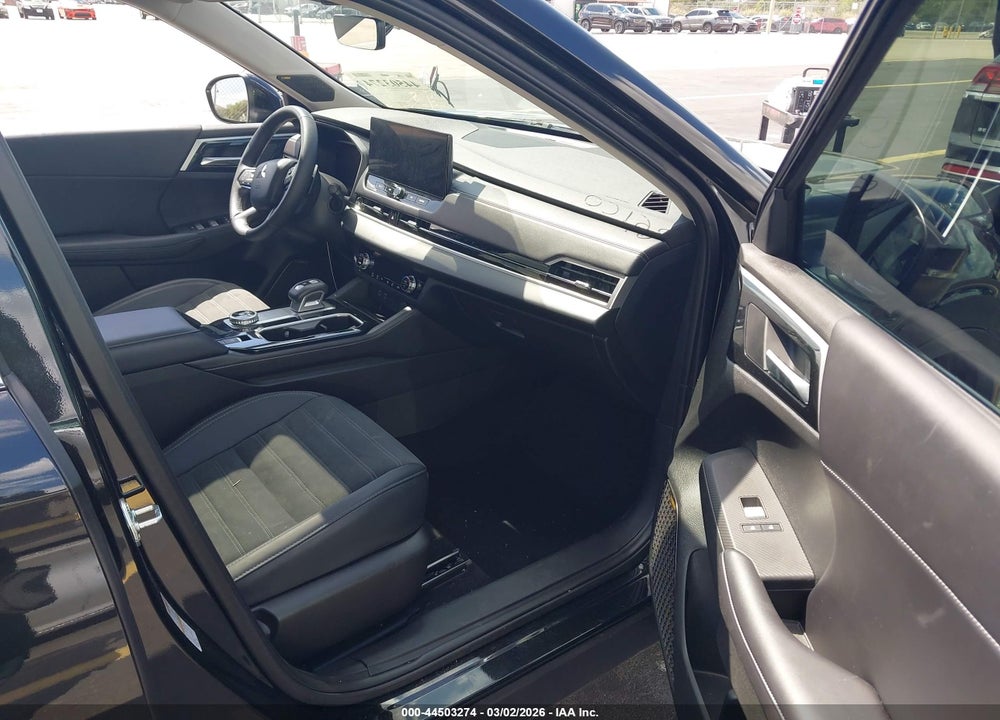2025 MITSUBISHI OUTLANDER SE 2.5 2WD VIN: JA4J3VA82SZ015105