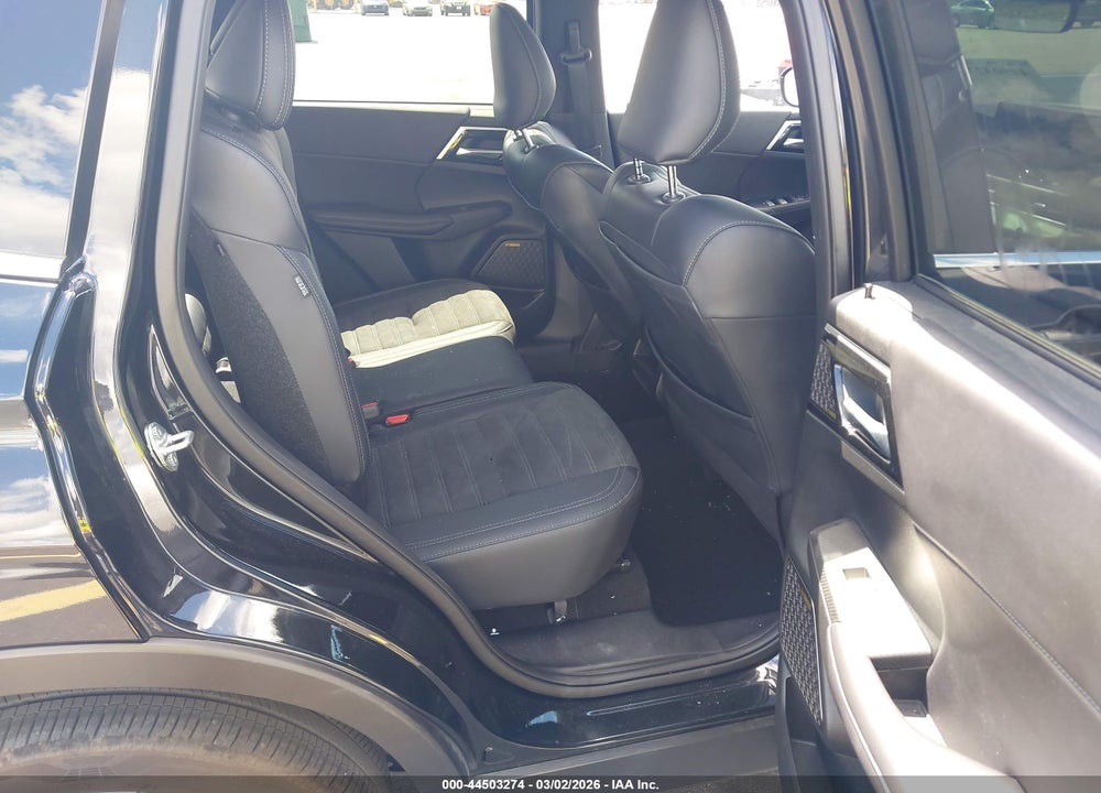 2025 MITSUBISHI OUTLANDER SE 2.5 2WD VIN: JA4J3VA82SZ015105