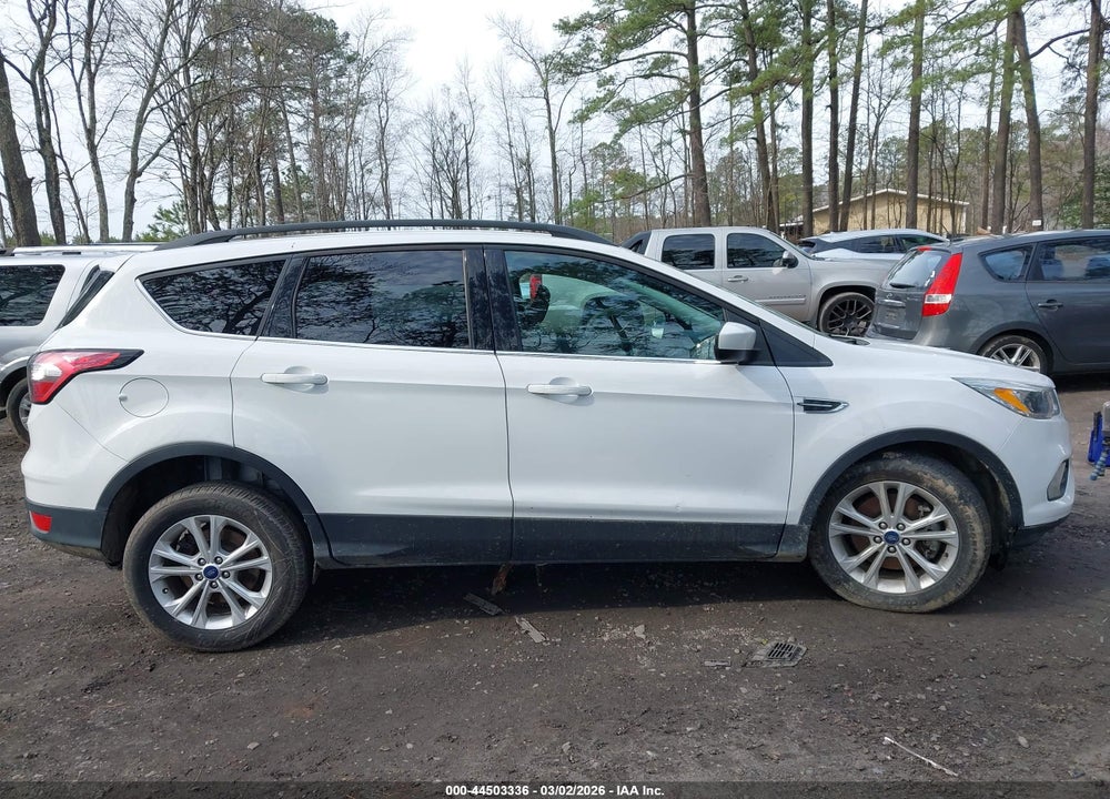 2018 FORD ESCAPE SE VIN: 1FMCU0G98JUC64949
