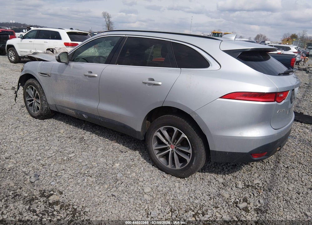 2019 JAGUAR F-PACE 25T PREMIUM VIN: SADCJ2FXXKA392321