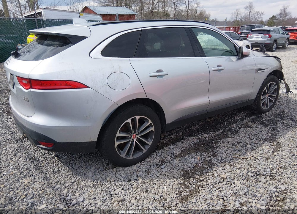 2019 JAGUAR F-PACE 25T PREMIUM VIN: SADCJ2FXXKA392321