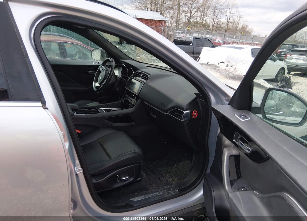 2019 JAGUAR F-PACE 25T PREMIUM VIN: SADCJ2FXXKA392321