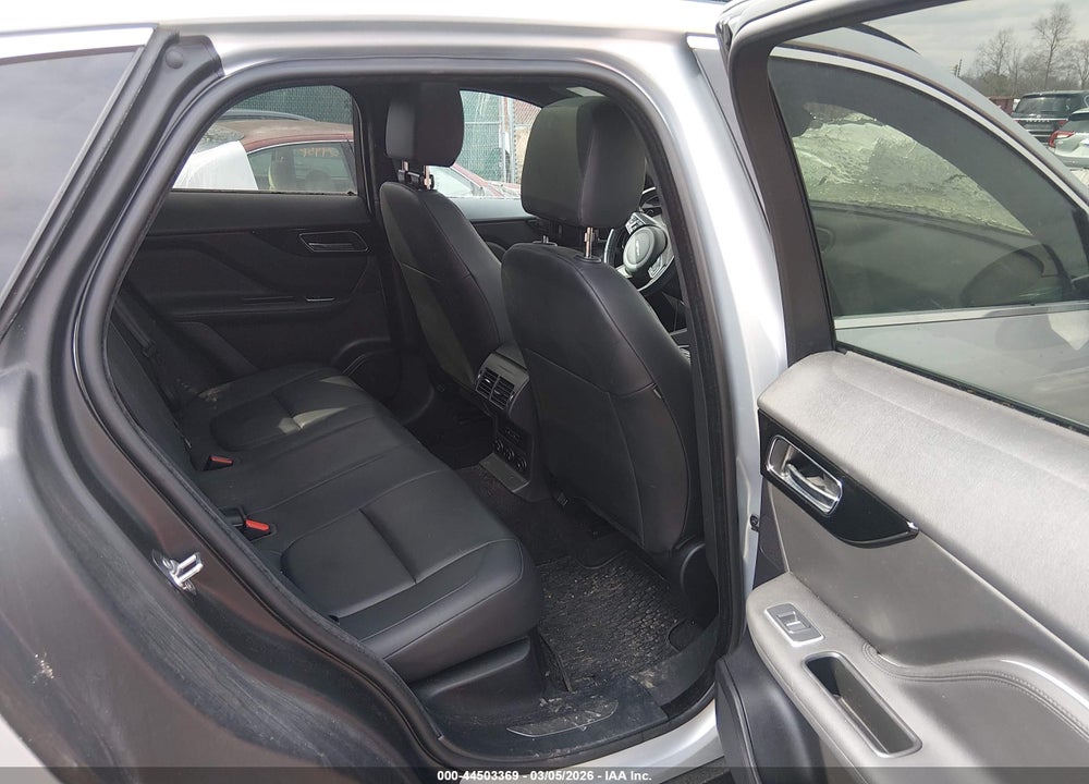 2019 JAGUAR F-PACE 25T PREMIUM VIN: SADCJ2FXXKA392321