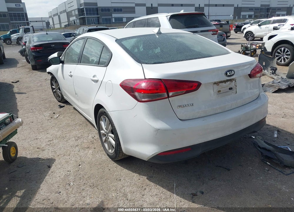 2017 KIA FORTE LX VIN: 3KPFL4A77HE019085
