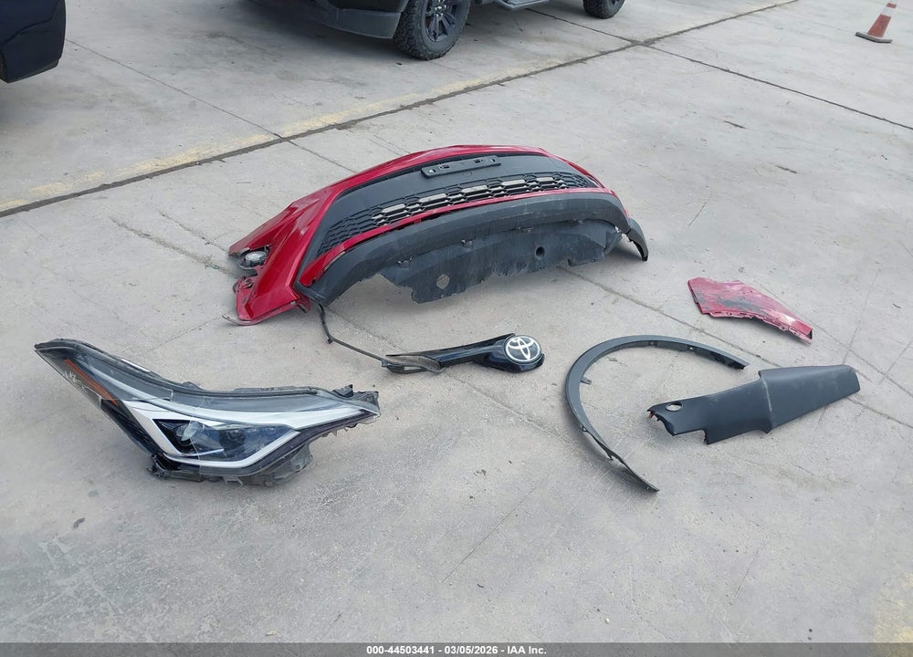 2020 TOYOTA C-HR LIMITED VIN: JTNKHMBX2L1063839
